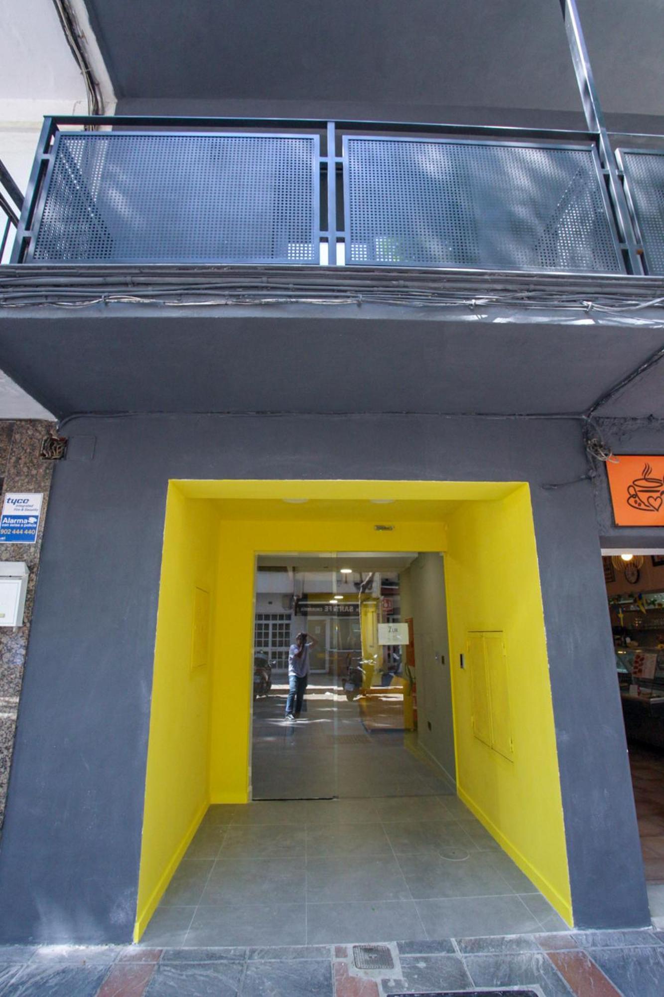 Zur Boutique Hostel Фуэнхирола Экстерьер фото