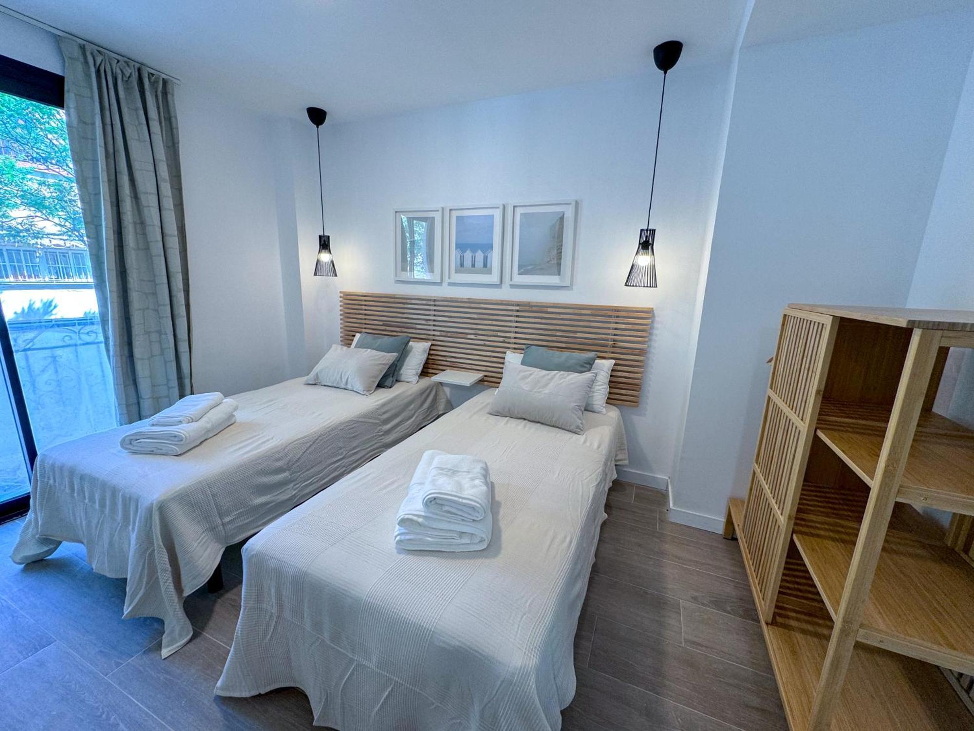 Zur Boutique Hostel Фуэнхирола Экстерьер фото