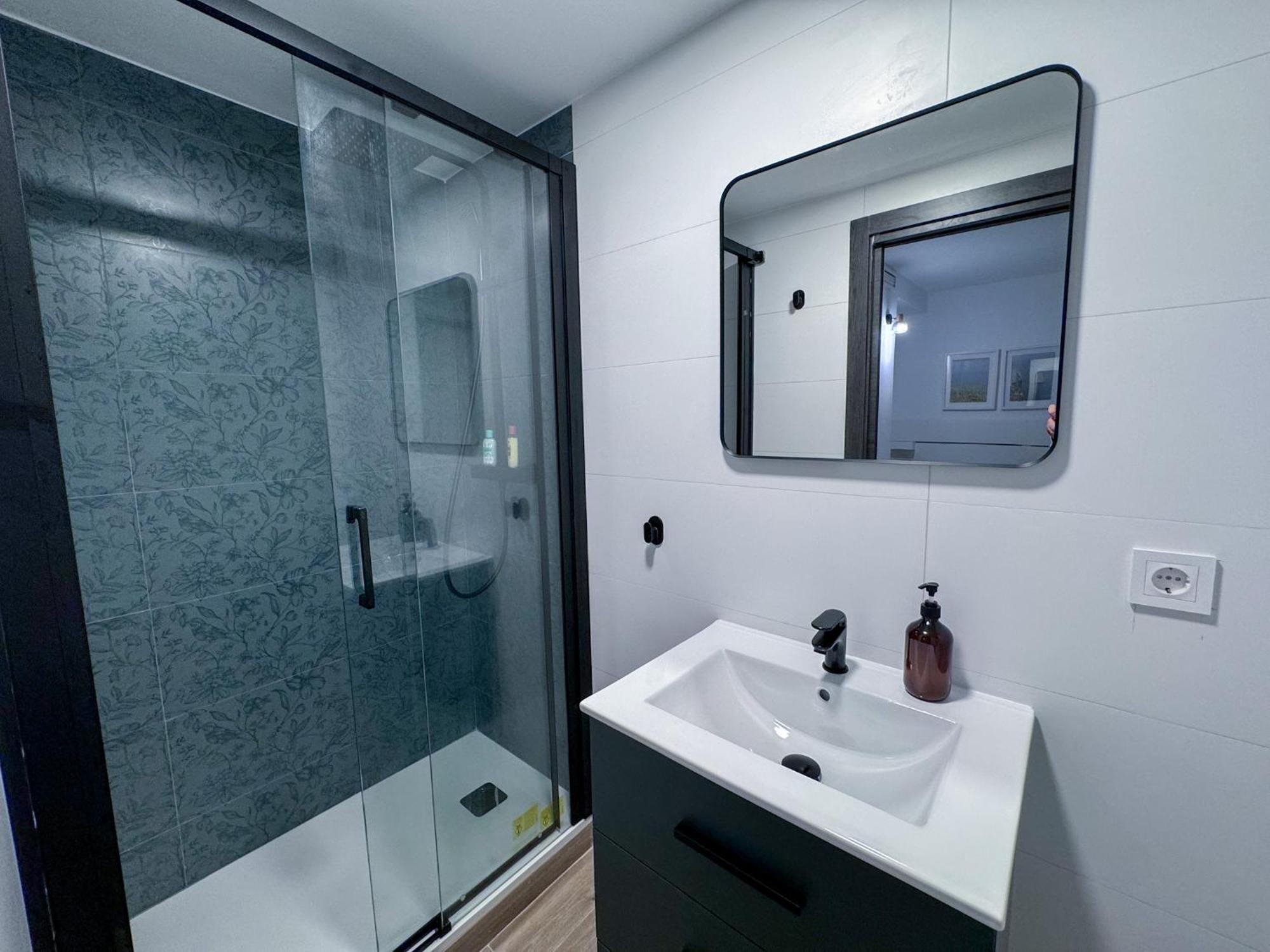 Zur Boutique Hostel Фуэнхирола Экстерьер фото
