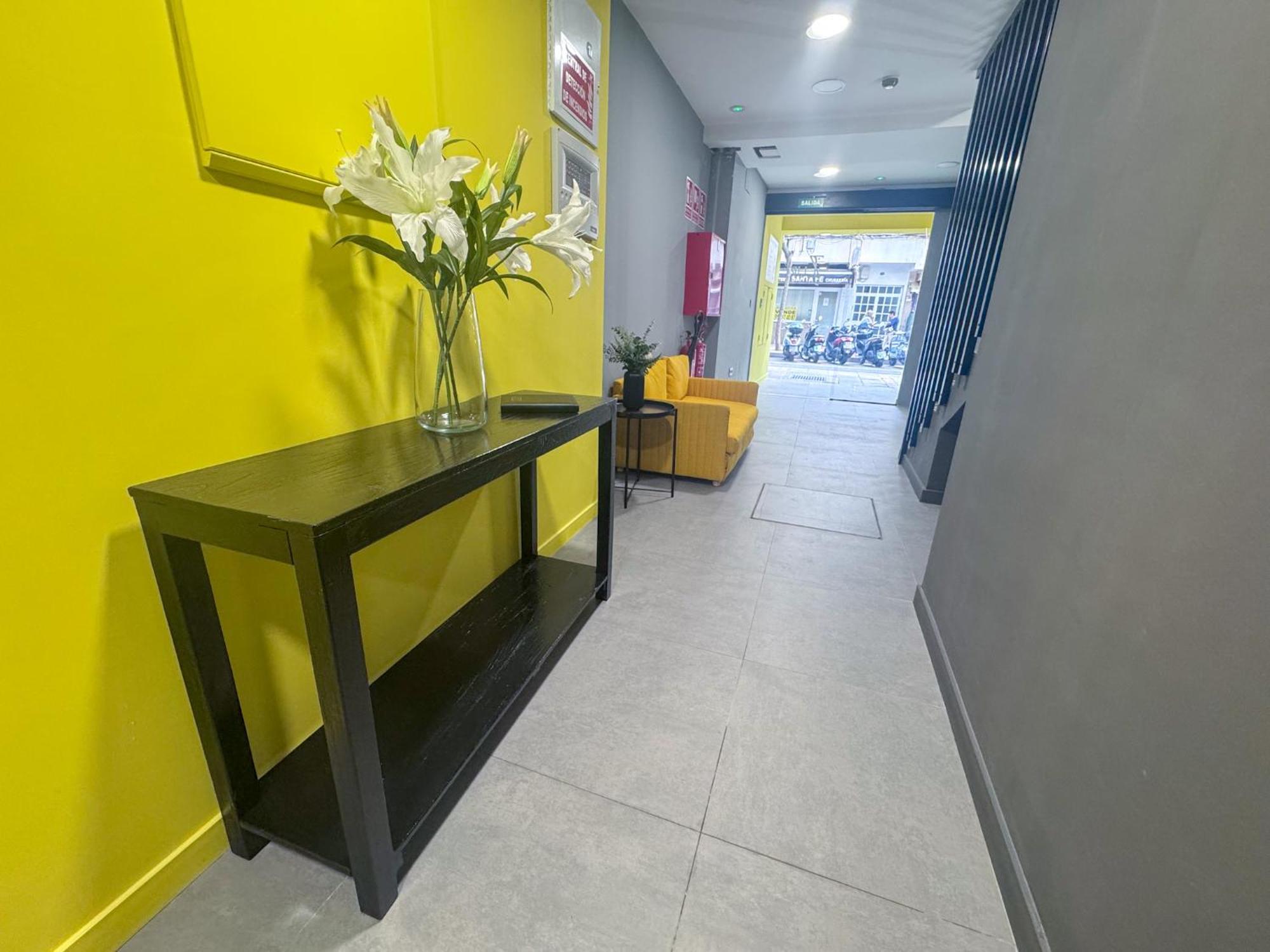 Zur Boutique Hostel Фуэнхирола Экстерьер фото